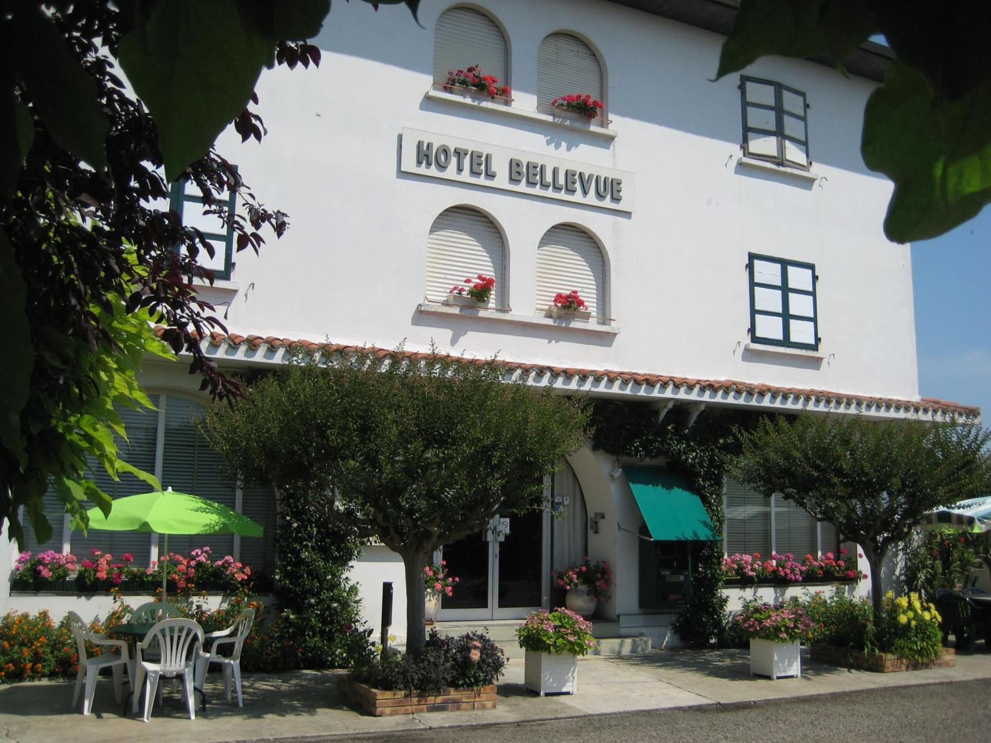 Hotel Bellevue De Tradition Familiale Morcenx Eksteriør bilde