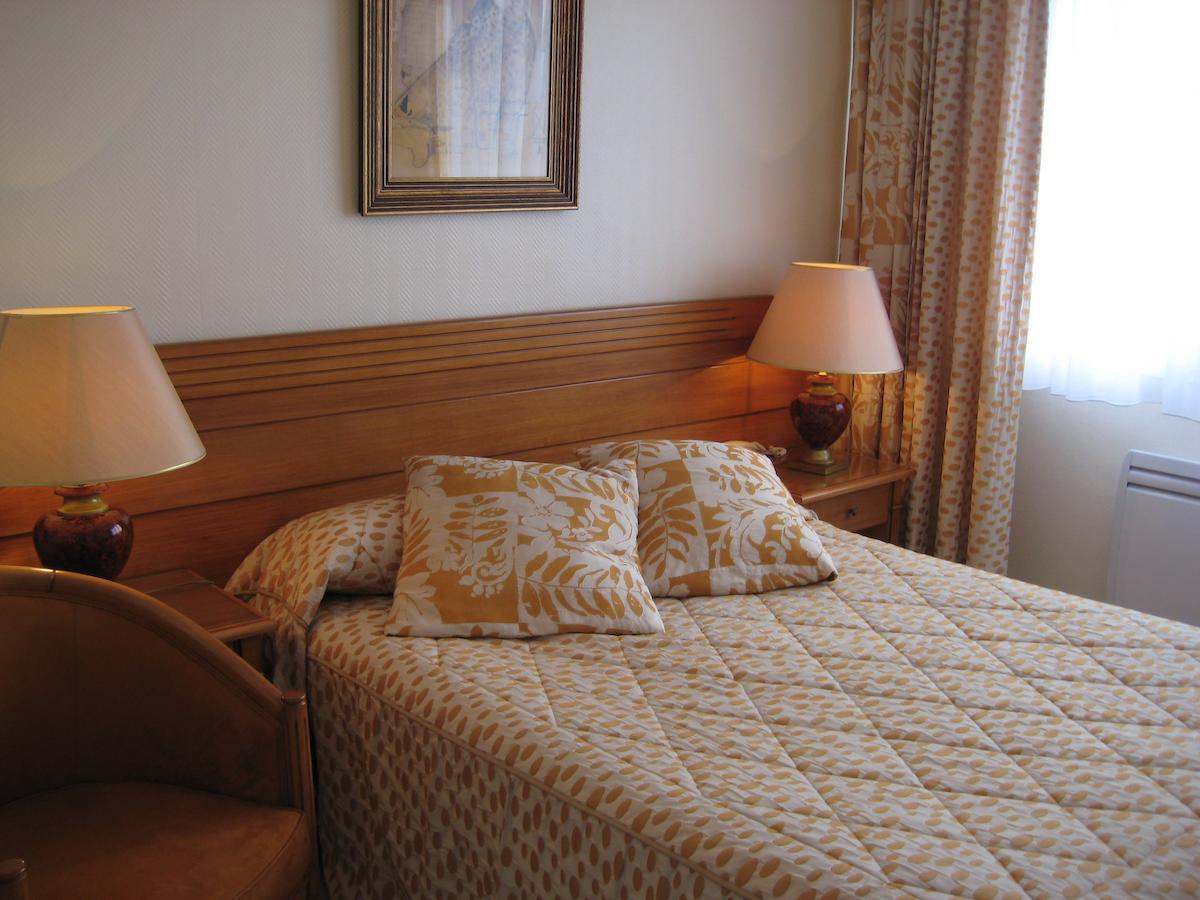 Hotel Bellevue De Tradition Familiale Morcenx Rom bilde